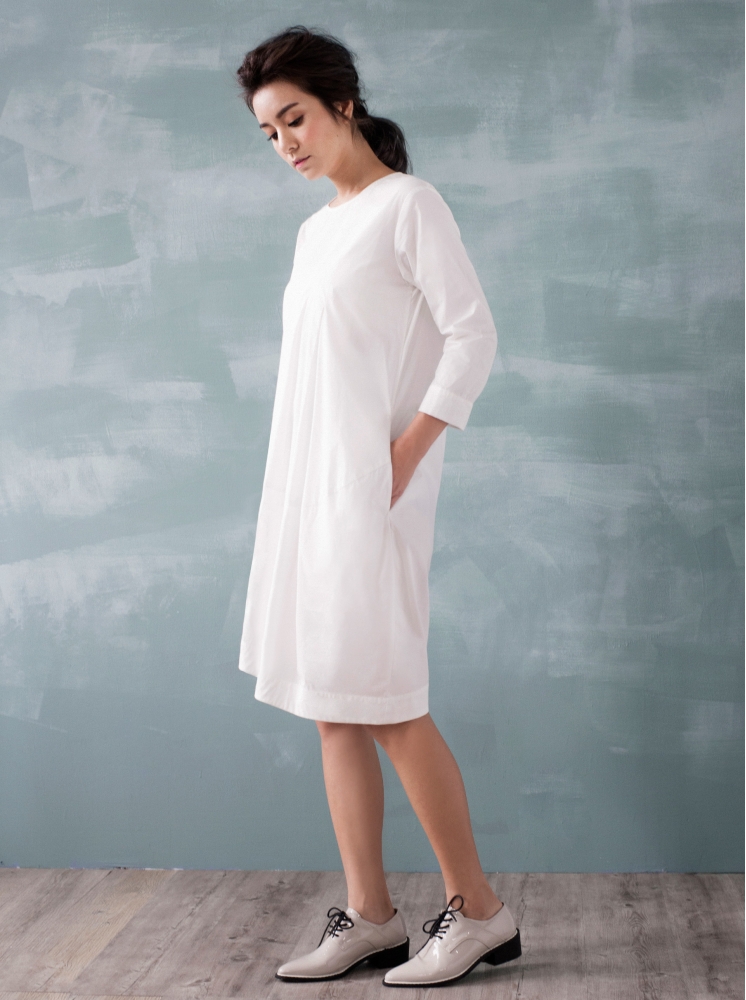 純棉繭型洋裝-米白