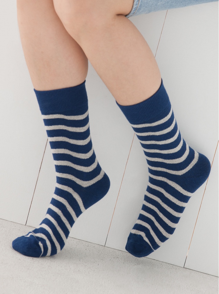 水波紋橫條襪-藍