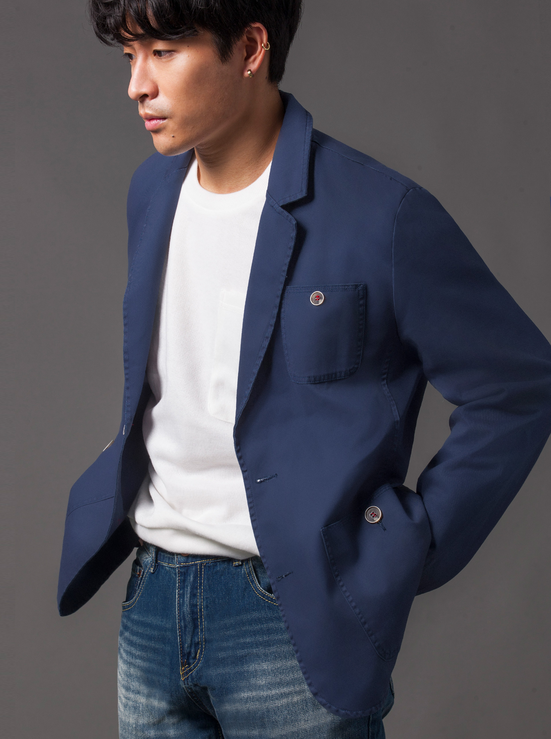 男款簡約休閒款西裝外套-藍 - 外套 - AVILAS/4REASON 提領時尚