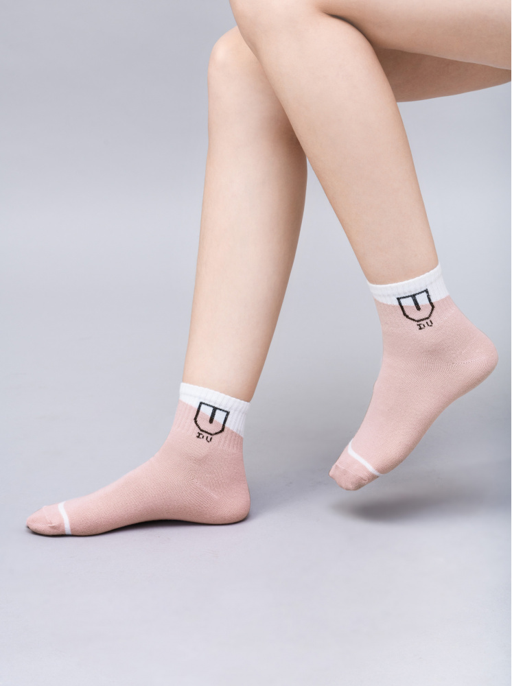 粉嫩色系短襪-淺粉