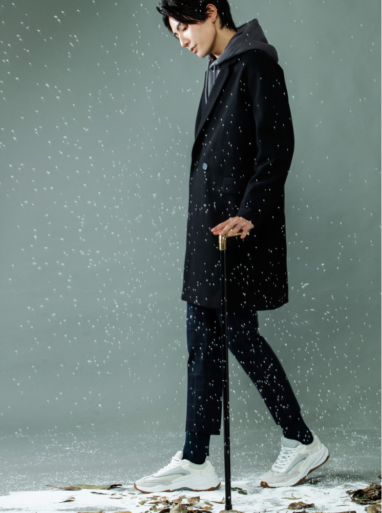 男款西裝領雙釦長版毛呢-黑