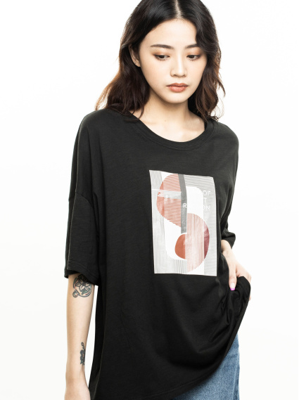 幾何寬鬆男友T-黑